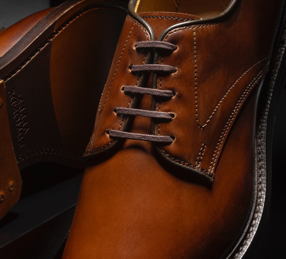 maxwell derby closeup detail