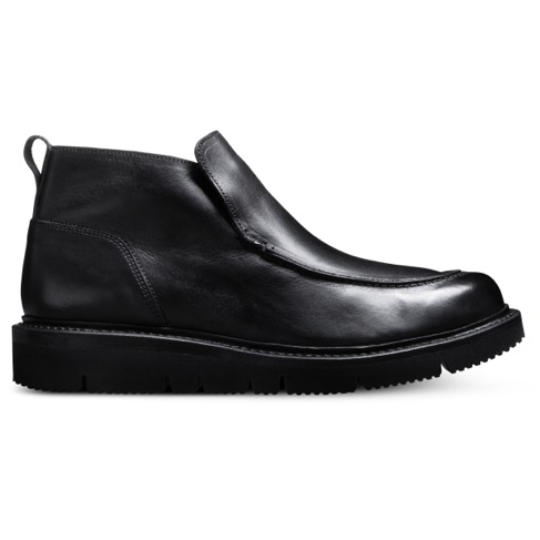 humble slip-on black