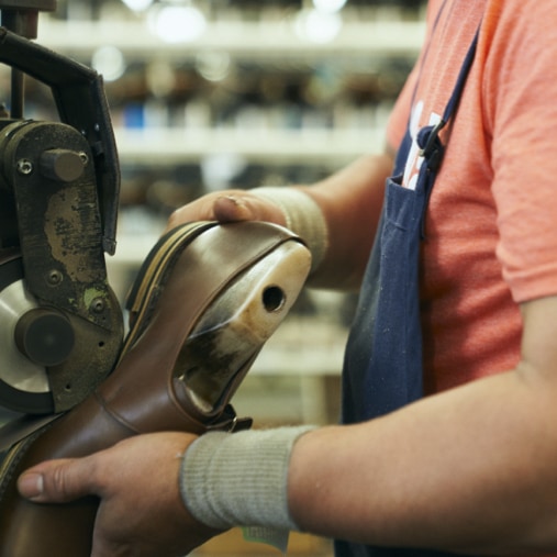 Allen Edmonds craftsperson in the Port Washington Studio