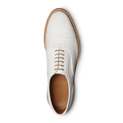 white suede strandmok