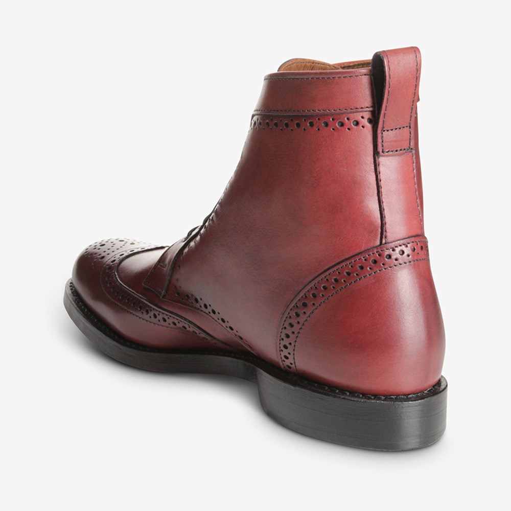 Red wingtip boots 2025