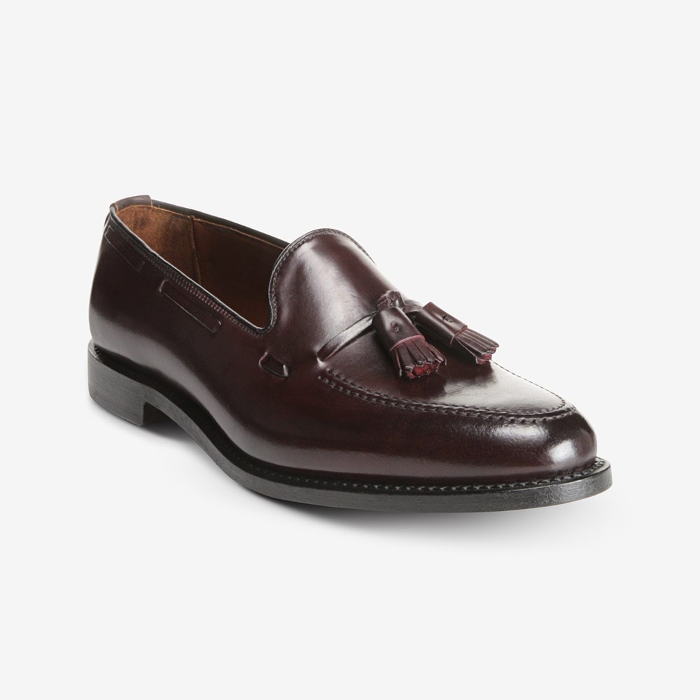 Name: The Noe Classic Burgundy Tassel Loafer Collection: Fall