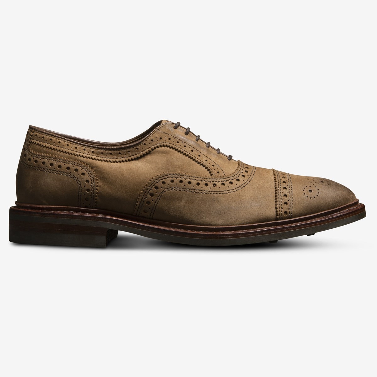 Strandmok Cap-Toe Oxford with Dainite Rubber Sole Tan Nubuck | Men's ...