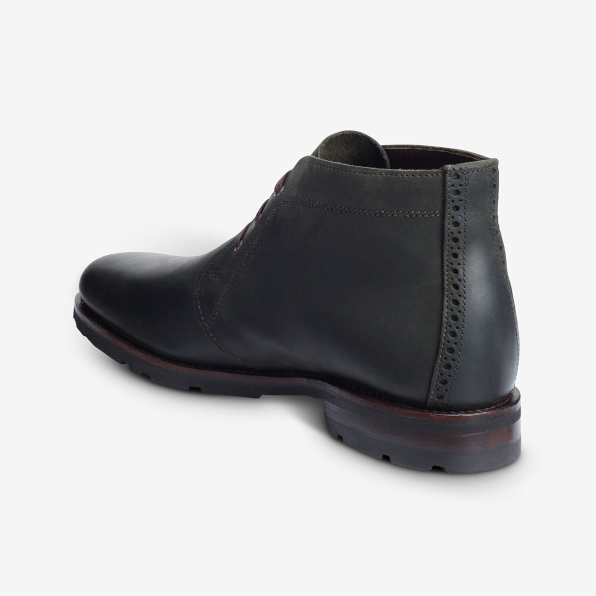 venture weatherproof chukka boot