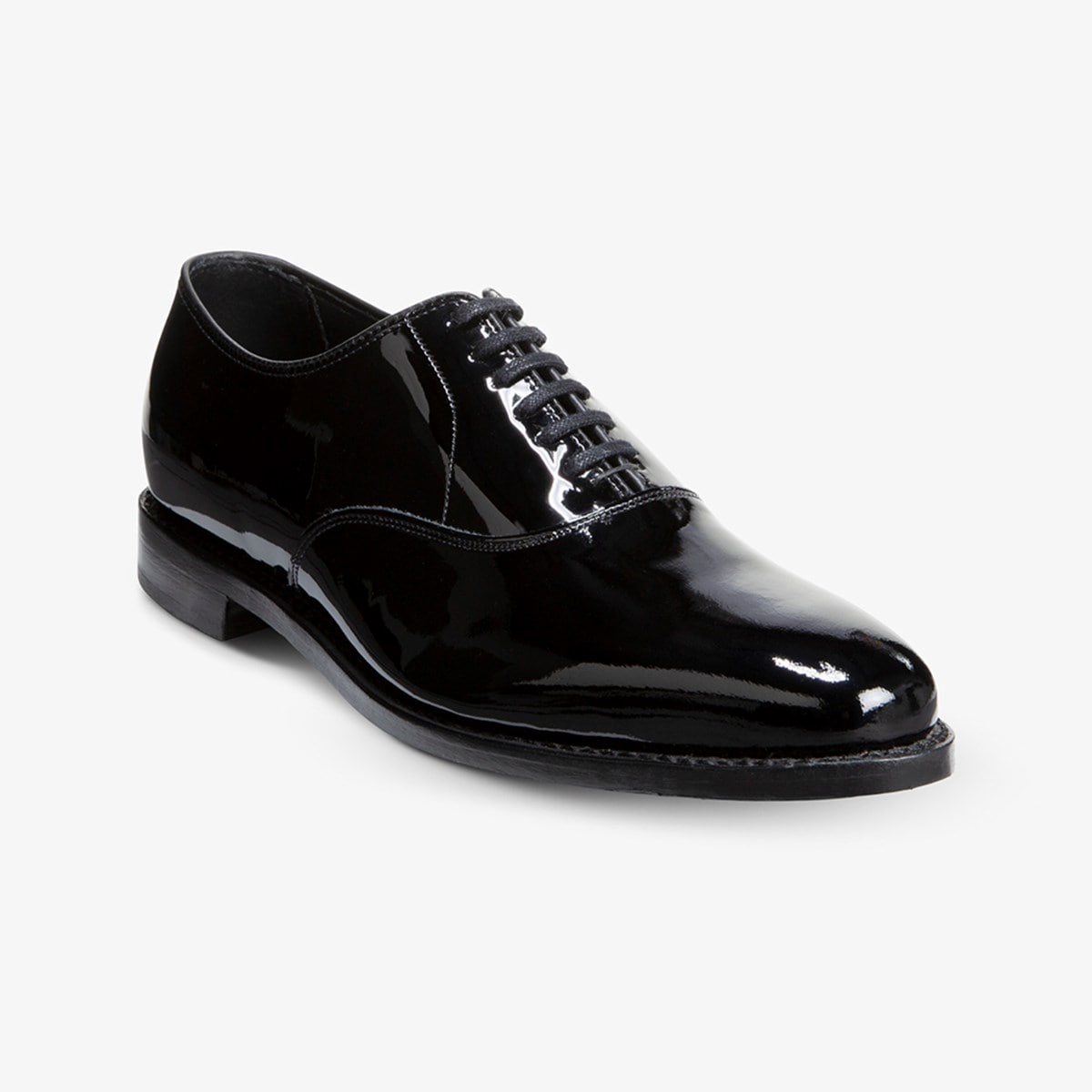 Carlyle Plain toe Oxford Dress Shoe Men s Dress Allen Edmonds