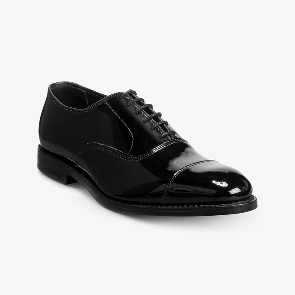 Allen Edmonds Park Avenue Dress Shoe (Extended Sizes Available) at Von Maur