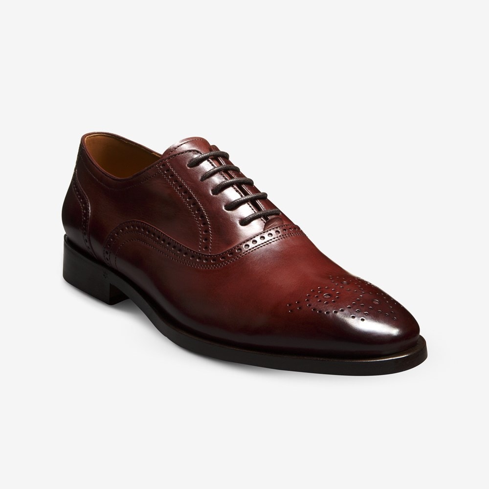Siena Medallion Oxford Dress Shoe | Men's Dress | Allen Edmonds