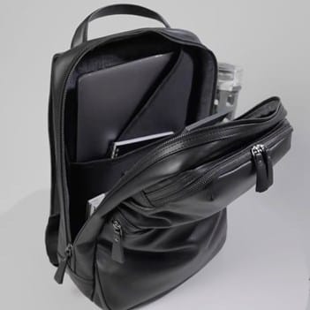 louis vuitton backpack large The giant Louis Vuitton backpack priced $10,000