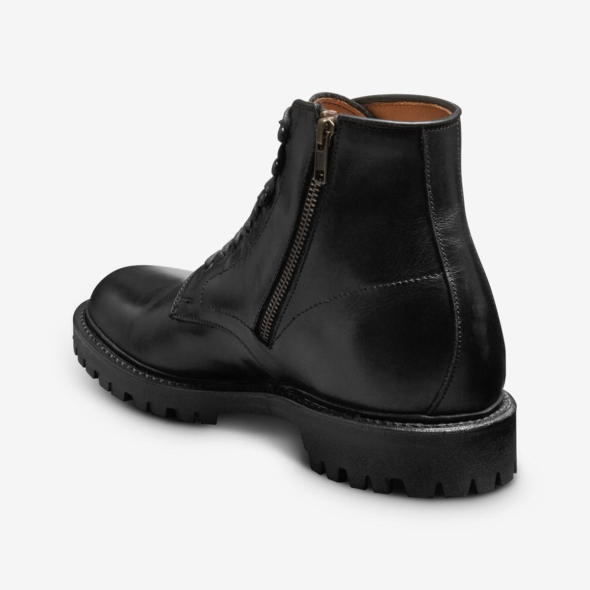 Higgins Mill Weatherproof Zip Boot with Lug Sole