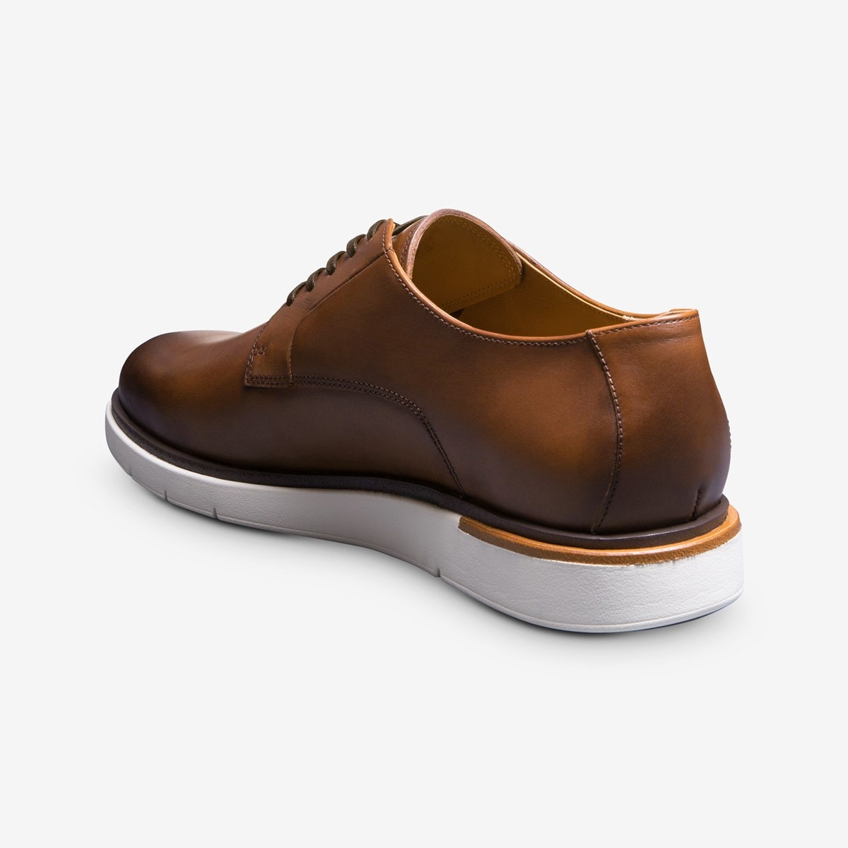 Carson Lace-up Hybrid Derby | Men's Casual | Allen Edmonds