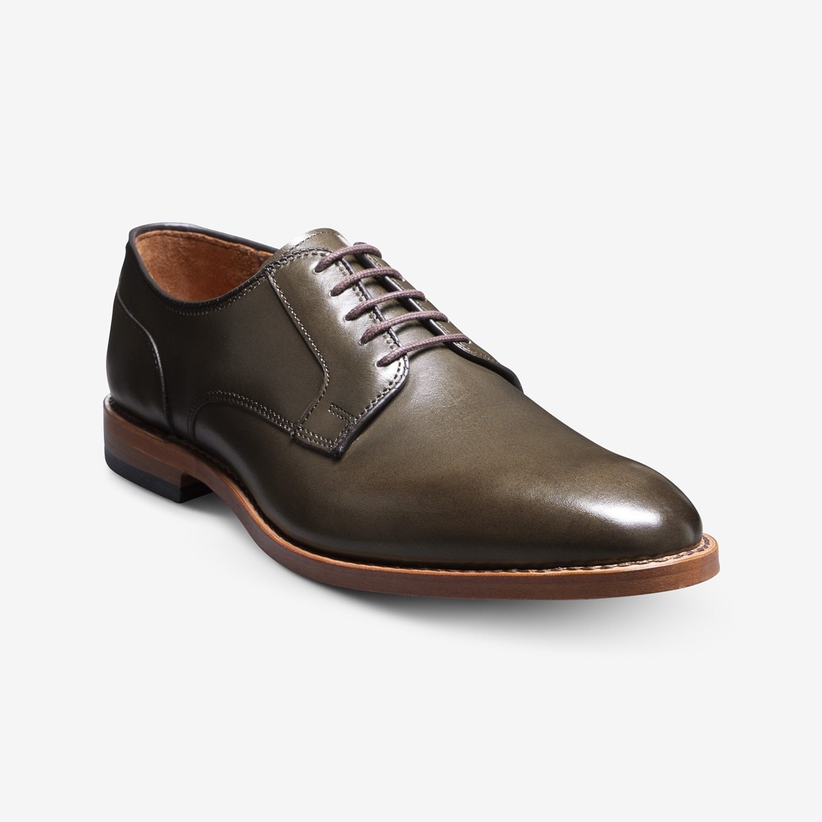 www.allenedmonds.com