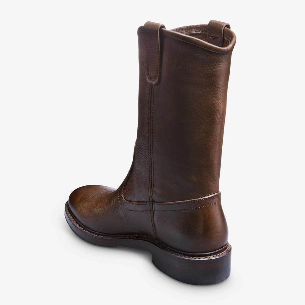 thumbnail interactive-video image 1 of ROPER Men's Performance 2-Eyelet Ankle Boot - Brown Vintage Leather Chukka Boots 1 of 14