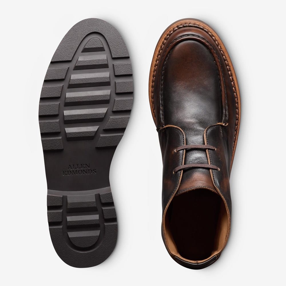 Cameron Apron-toe Chukka Boot | Men's Boots | Allen Edmonds